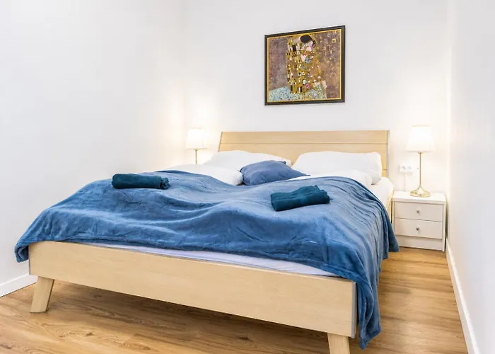 Near Westbahnhof - Cozy 2br With Wifi, Tv For Long Appartement