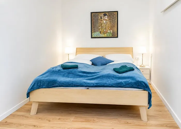 Near Westbahnhof - Cozy 2br With Wifi, Tv For Long Vienna